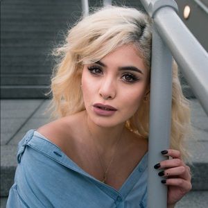 Meet your Posher, Bree